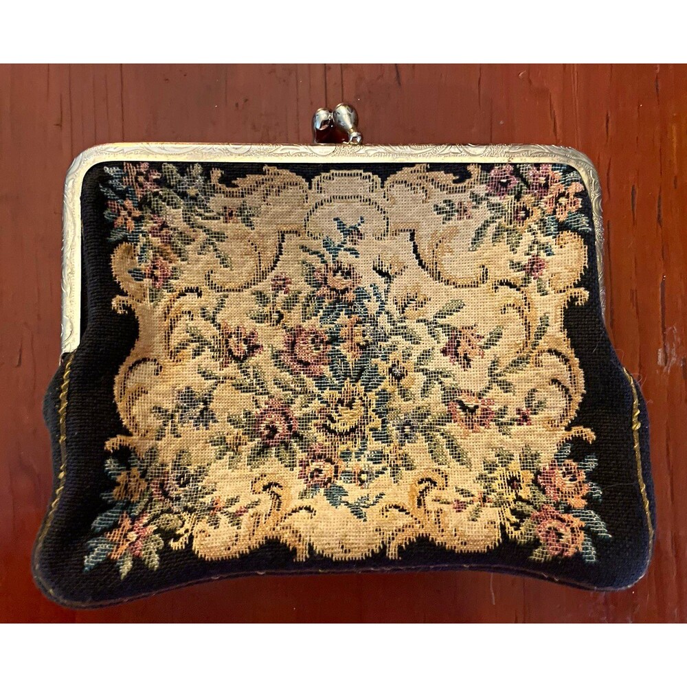 Vtg Floral Tapestry Coin Purse Kiss Lock Black Cream Red Lining Vintage Change